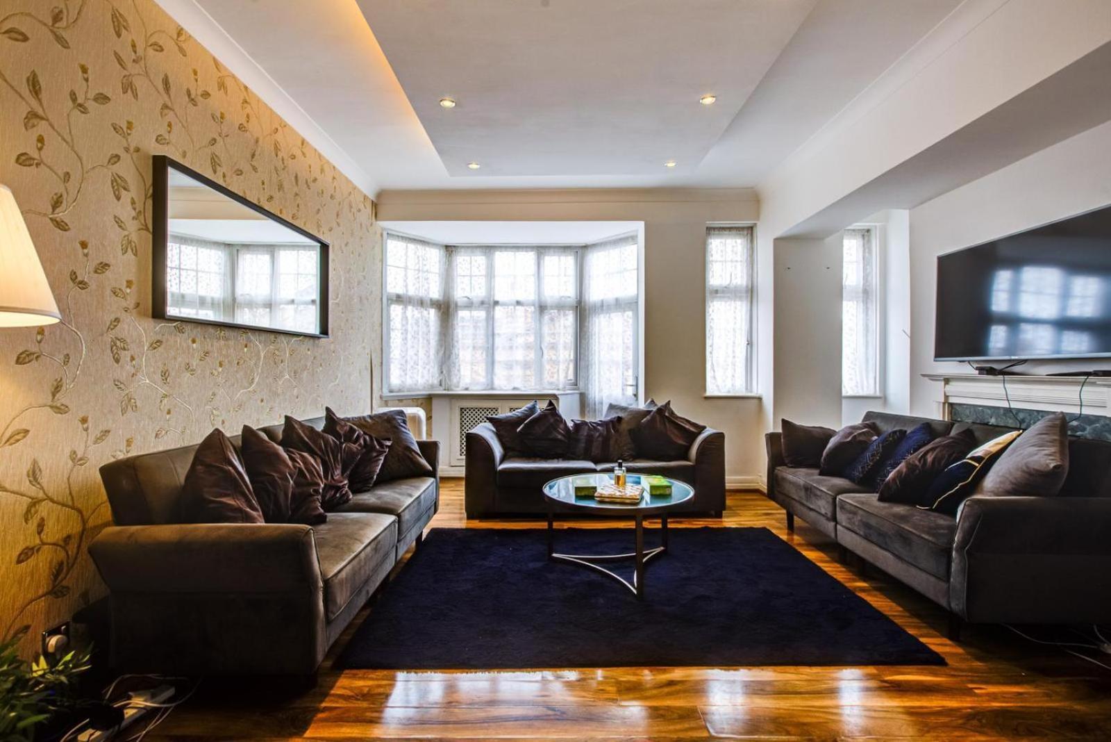 Knightsbridge Luxurious Residence - Facing Harrods ลอนดอน ภายนอก รูปภาพ