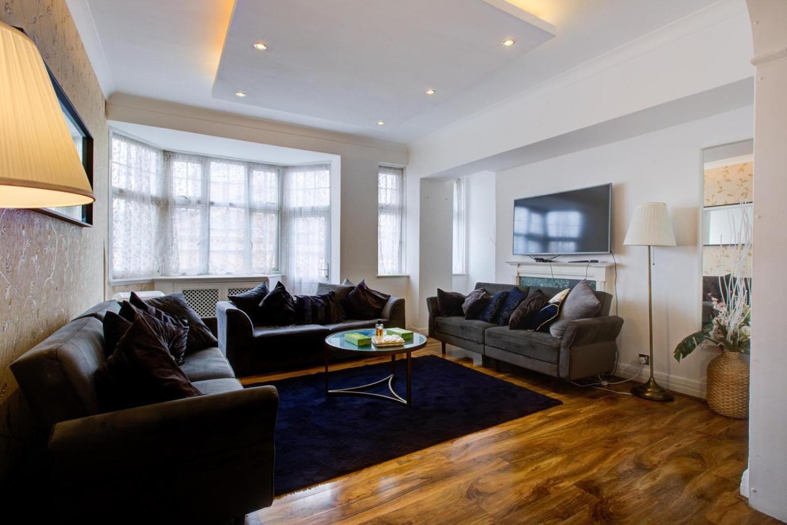 Knightsbridge Luxurious Residence - Facing Harrods ลอนดอน ภายนอก รูปภาพ
